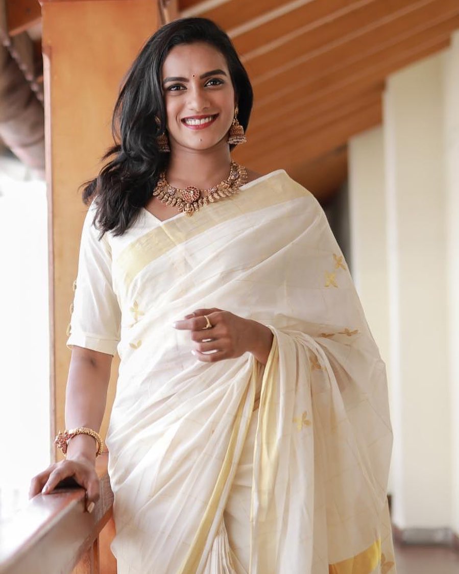 PV Sindhu (Indian Badminton Player) - Age, Height, Net Worth, Biography