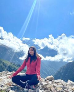 Parineeti Chopra Instagram-Yoga