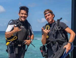 Aditya Narayan Instagram Sea Diving