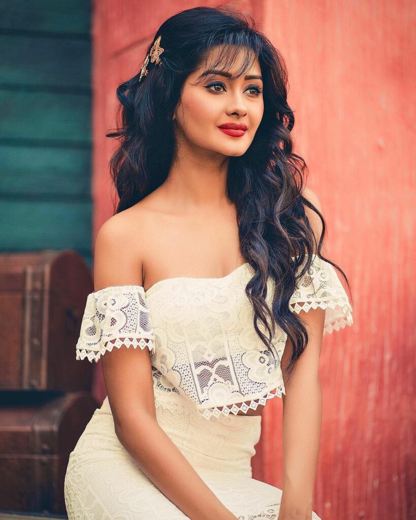 Kanchi Singh (Television Actress) - Age, Husband, Boyfriend, Photos, Net Worth, Biography