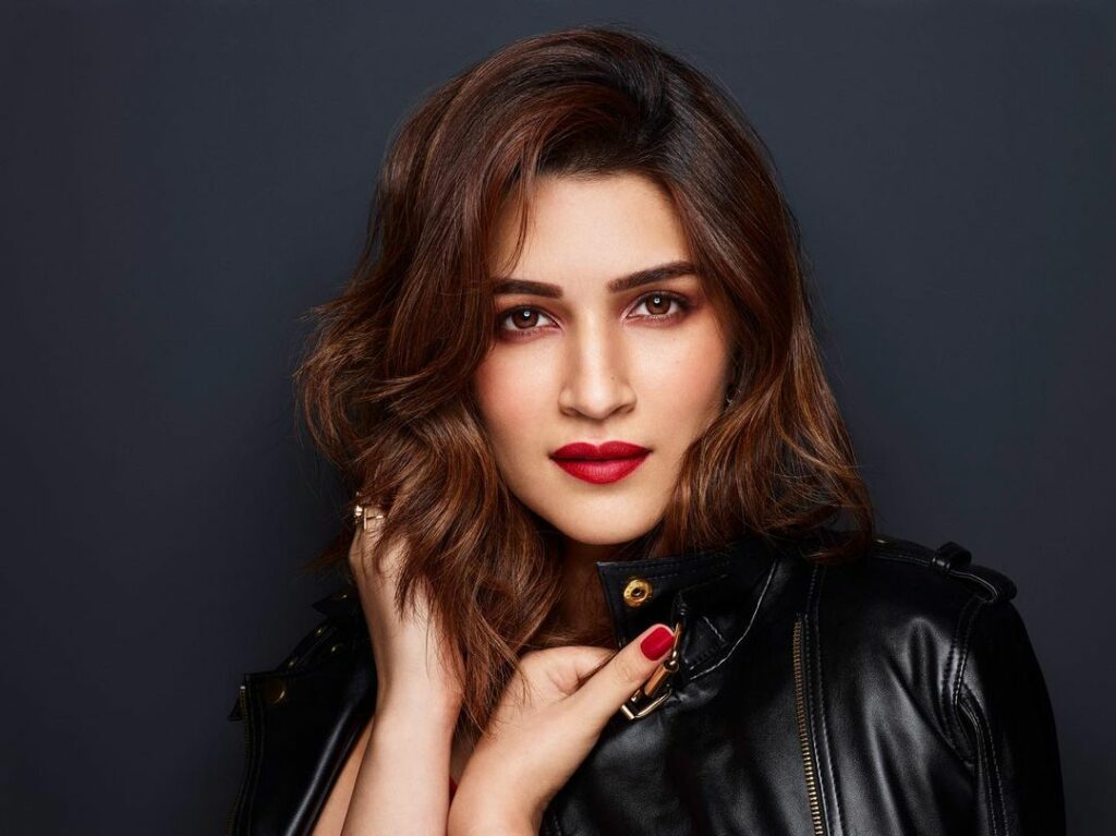 Kriti sanon Age, height, Net Worth, Biography