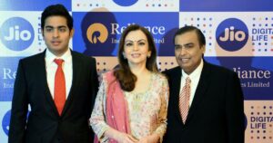 Mukesh ambani Instagram- cMukesh ambani Instagram- With Family