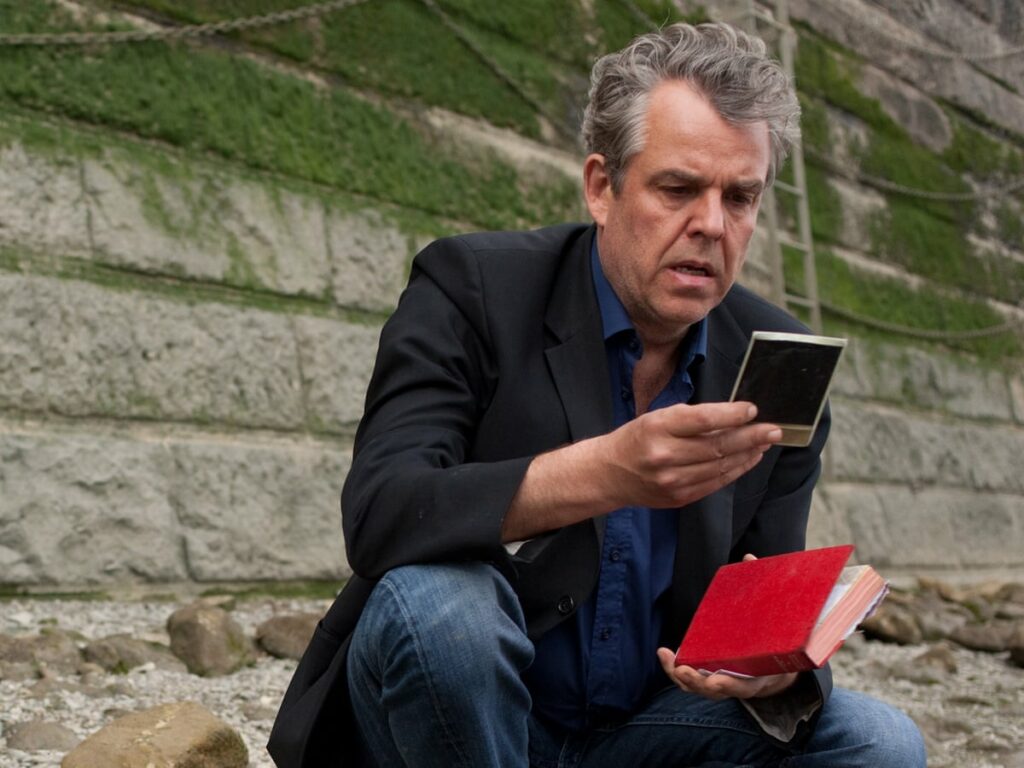 Danny Huston Age height net worth biography