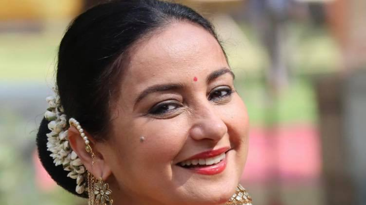 Divya Dutta (Indian Actress) - Age, Height, Wedding Pictures, Images, Relationship